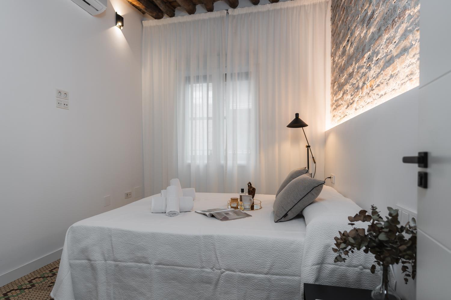 Tuguest Buensuceso Apartment Гранада Экстерьер фото
